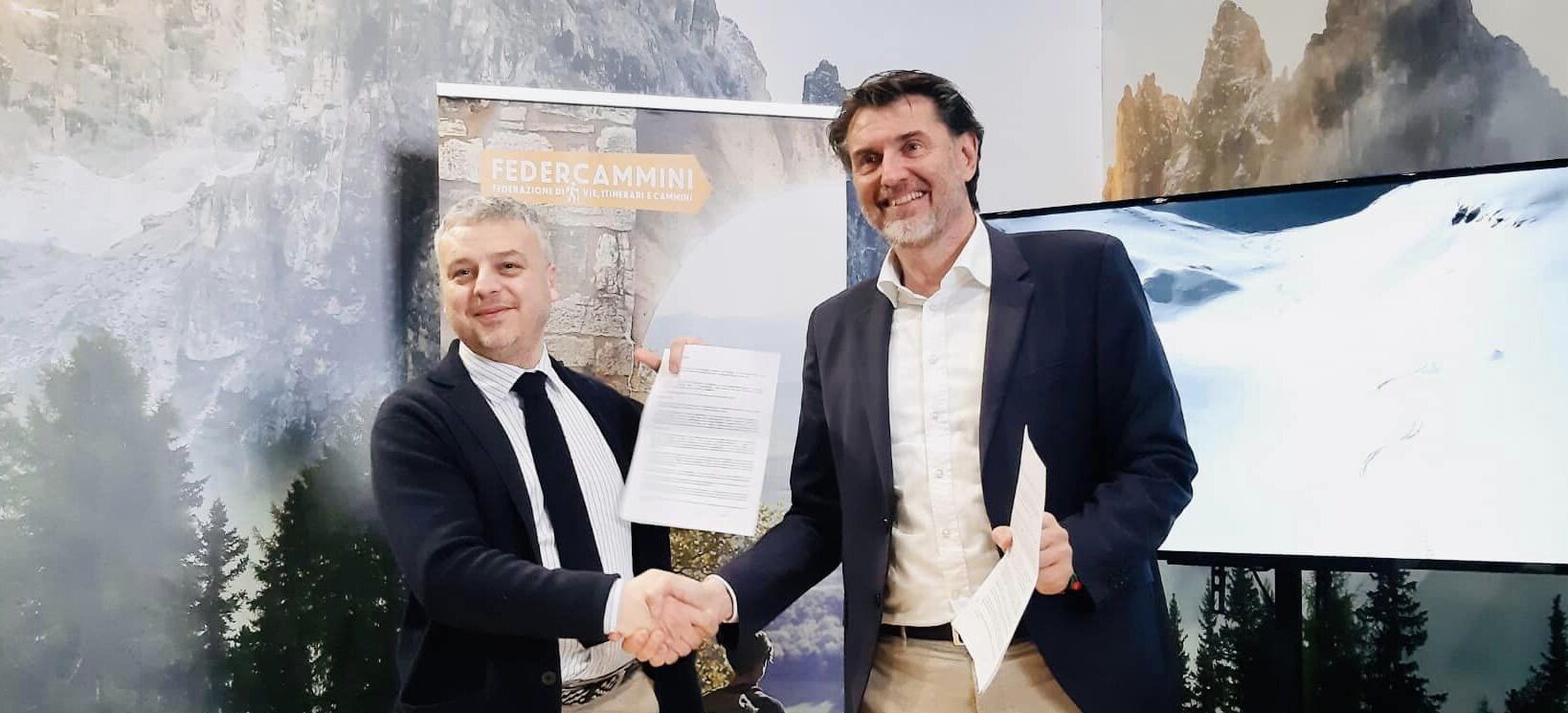 Unificare la segnaletica dei sentieri italiani: accordo tra Club Alpino Italiano e FederCammini